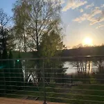 Dom Nad Jeziorem Gaja House