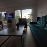 Dom Nad Jeziorem Gaja House