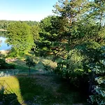 Dom Nad Jeziorem Gaja House *