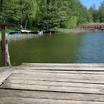 Dom Nad Jeziorem Gaja House * Jadamowo
