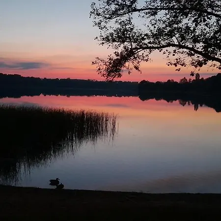 Dom Nad Jeziorem Gaja House *