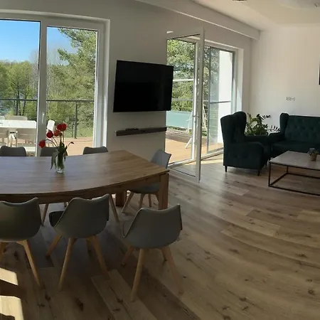 펜션 Dom Nad Jeziorem Gaja House