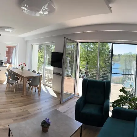 펜션 Dom Nad Jeziorem Gaja House