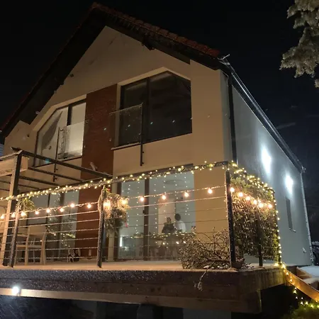 Holiday home Dom Nad Jeziorem Gaja House