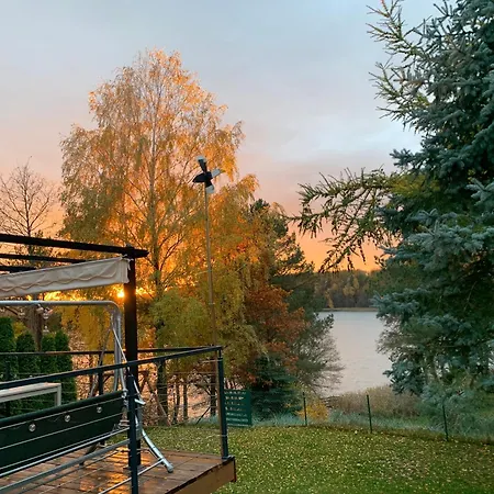 Dom Nad Jeziorem Gaja House