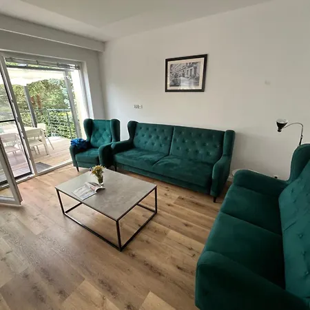 펜션 Dom Nad Jeziorem Gaja House Jadamowo